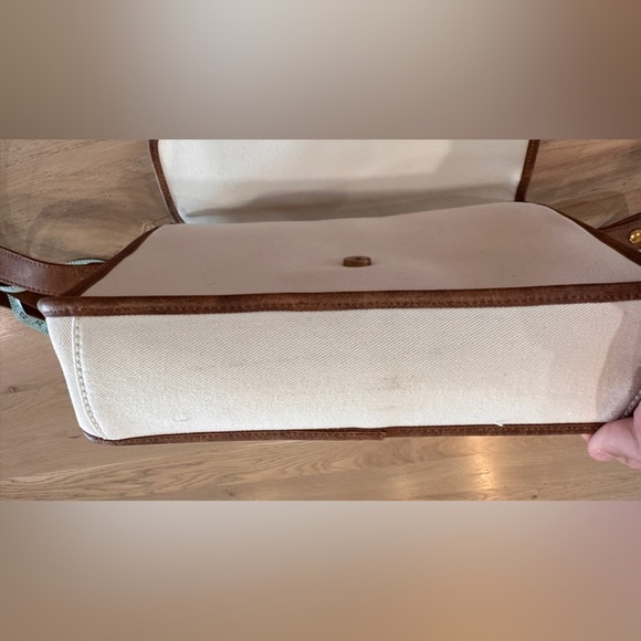 Brandy Melville cream canvas messenger bag NWT - Picture 6 of 11